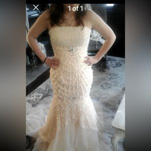Beautiful cream/ivory gown. Sherri Hill 2789 knock off. Lace, tulle, pearls.NWOT